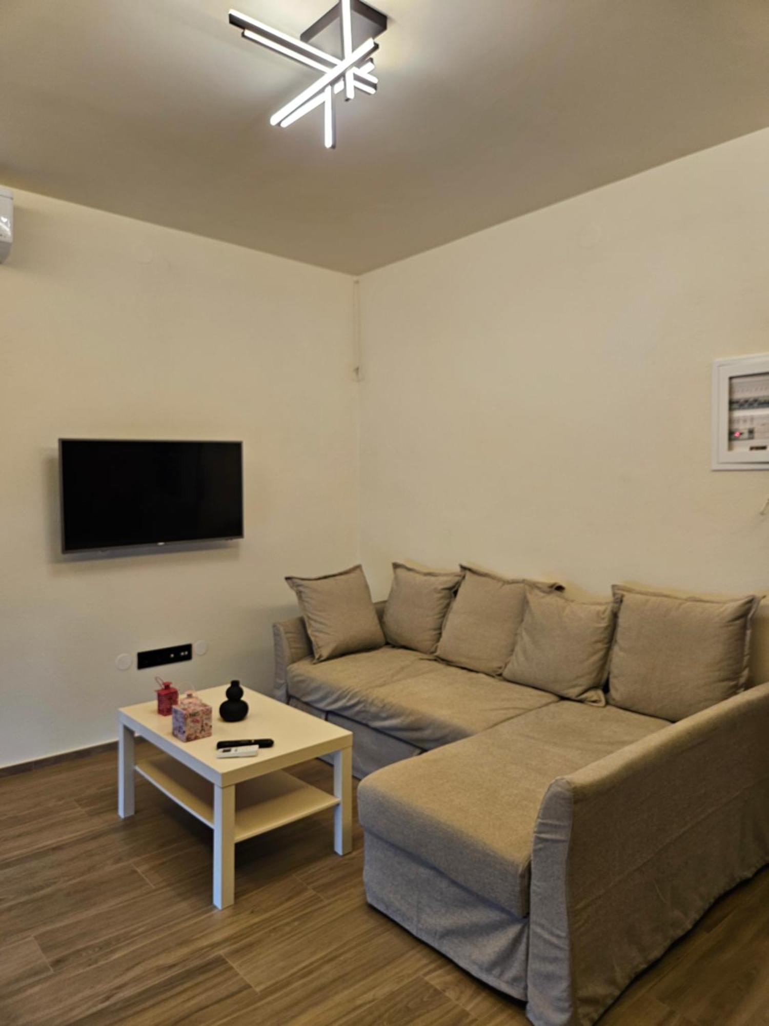 Jk Luxury Apartments Néa Khilí Eksteriør bilde