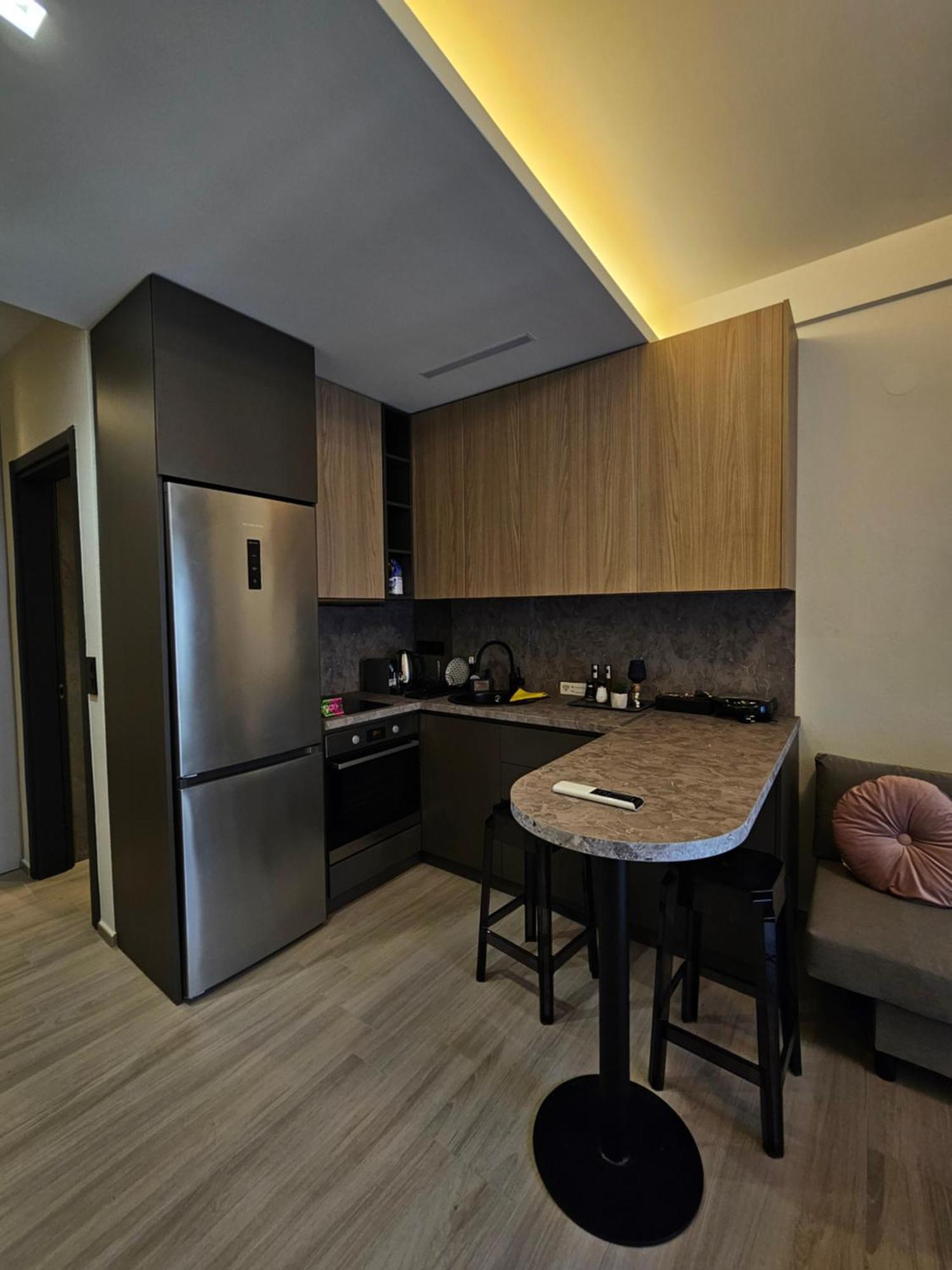 Jk Luxury Apartments Néa Khilí Rom bilde