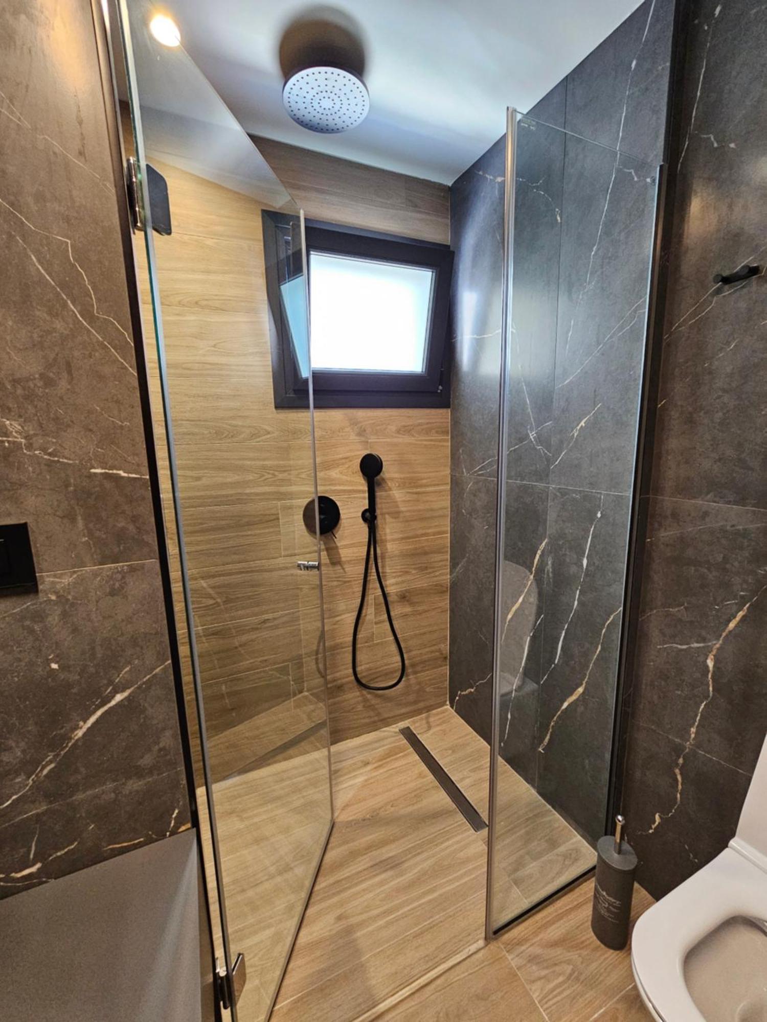 Jk Luxury Apartments Néa Khilí Rom bilde